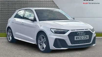 Used Audi A1 Sportback S-Line 150 HP (110 kW) 2022 White Hatchback