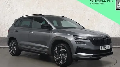 Used 2024 Skoda Karoq SportLine SUV | £22,032 (Good price)