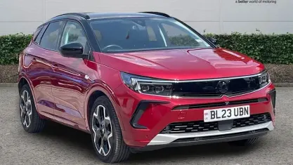 Used Vauxhall Grandland X Ultimate 131 HP (96 kW) 2023 Red SUV