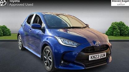 Gebraucht Toyota Yaris Hybrid Design 116 PS (85 kW) 2026 Kleinwagen
