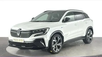 Used Renault Austral Iconic Esprit Alpine 200 HP (147 kW) 2025 White SUV