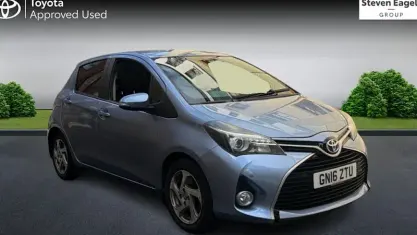 Used Toyota Yaris 101 HP (74 kW) 2016 Hatchback