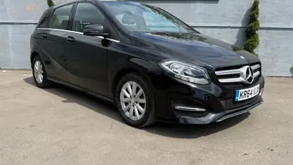 Begagnad Mercedes B180 SE 109 HK (80 kW) 2015 Minibuss