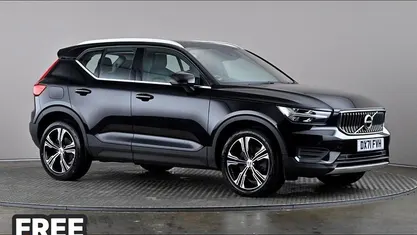 Used Volvo XC40 Inscription 211 HP (155 kW) 2021 Black SUV