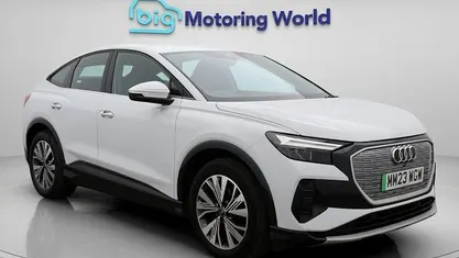 Used Audi Q4 Sportback e-tron Sport 125 kW (170 HP) 2022 White SUV