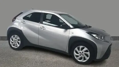 Used Toyota Aygo X PURE 72 HP (52 kW) 2025 SUV