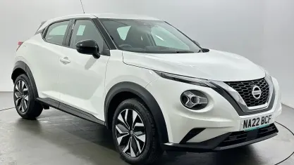 Used Nissan Juke Acenta 114 HP (83 kW) 2022 White SUV