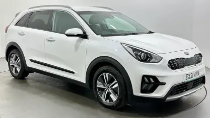 Used Kia Niro 141 HP (103 kW) 2021 White SUV