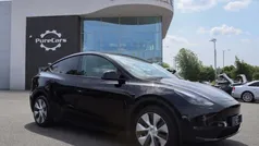 Black Used 2022 Tesla Model Y Long Range SUV | £24,490 (Fair price)