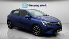Used 2022 Renault Clio V Iconic Hatchback | £12,200 (Good price)