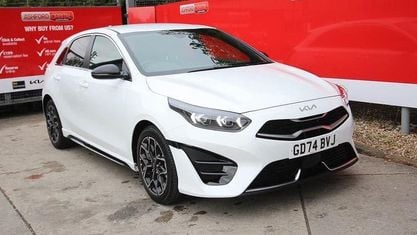 Używany Kia Ceed GT-Line 140 KM (102 kW) 2024 Biały Hatchback