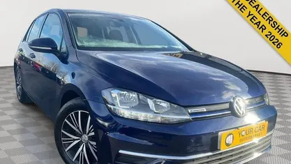 Used VW Golf VII SE 131 HP (96 kW) 2018 Blue Hatchback