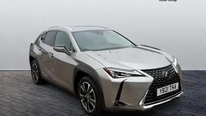 Used Lexus UX 184 HP (135 kW) 2023 Silver SUV
