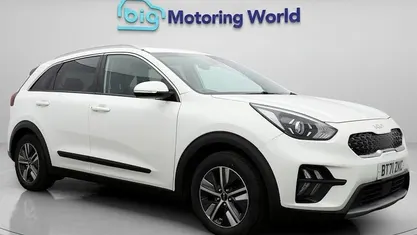 Used Kia Niro 141 HP (103 kW) 2022 White SUV
