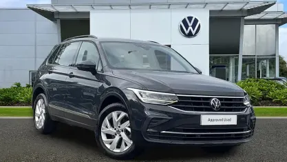 Used VW Tiguan Life 150 HP (110 kW) 2022 Grey SUV