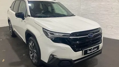 Used Subaru Forester 136 HP (100 kW) 2025 White SUV