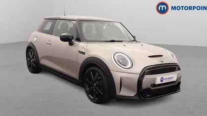 Usado Mini Cooper S Exclusive 178 HP (130 kW) 2021 Cinzento Citadino