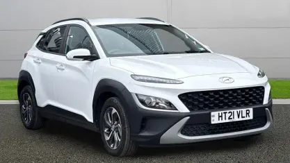 Used Hyundai Kona SE 141 HP (103 kW) 2021 White SUV