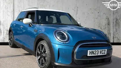 Used Mini Cooper Exclusive 136 HP (100 kW) 2023 Blue Hatchback