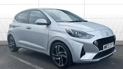Silver Used 2022 Hyundai i10 Premium Hatchback | £12,498 (Fair price)