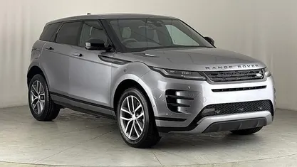 New 2025 Land Rover Range Rover evoque SE Dynamic Hatchback | £49,147 (Fair price)