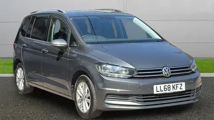 Usado VW Touran Family 116 HP (85 kW) 2018 Monovolume