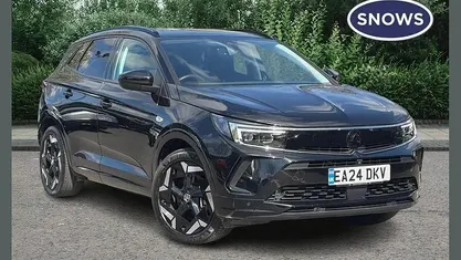 Used Vauxhall Grandland X GSe 300 HP (220 kW) 2023 SUV
