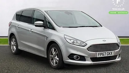 Used Ford S-MAX Titanium 150 HP (110 kW) 2017 Silver MPV