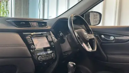 Used Nissan X-Trail N-Connecta 150 HP (110 kW) 2020 Black SUV