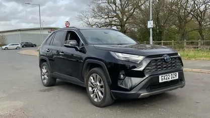 Used Toyota RAV4 222 HP (163 kW) 2025 SUV