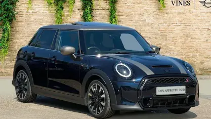 Used Mini Cooper S Exclusive 178 HP (130 kW) 2022 Black Hatchback