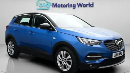 Used Vauxhall Grandland X Sport 131 HP (96 kW) 2019 Blue SUV