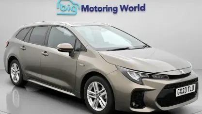 Usado Suzuki Swace 140 HP (102 kW) 2023 Carrinha