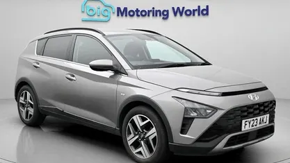 Begagnad Hyundai Bayon Premium 101 HK (74 kW) 2023 Brun SUV