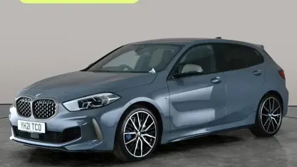 Begagnad BMW M135 M Sport 306 HK (225 kW) 2024 Halvkombi