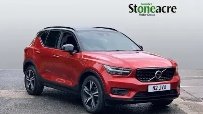 Used Volvo XC40 R-Design 163 HP (119 kW) 2021 Red SUV