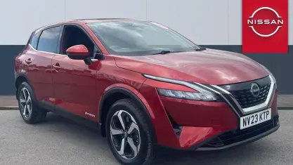 Used Nissan Qashqai N-Connecta 190 HP (139 kW) 2023 Red SUV