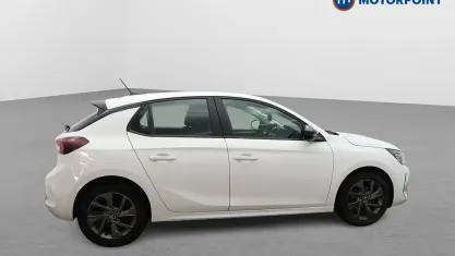 Used Vauxhall Corsa Design Edition 75 HP (55 kW) 2023 White Hatchback