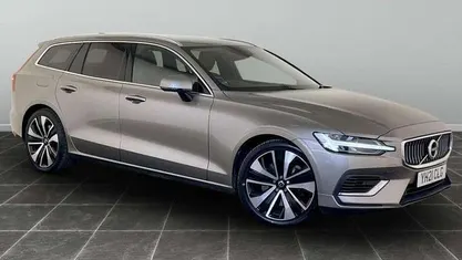 Grey Used 2021 Volvo V60 Inscription Estate | £14,695 (Fair price)
