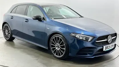 Used Mercedes A200 Exclusive 150 HP (110 kW) 2020 Blue Hatchback