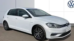 Used 2018 VW Golf VII SE Hatchback | £11,254 (Fair price)