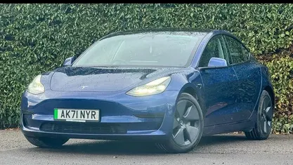 Used Tesla Model 3 Standard Range 366 kW (498 HP) 2021 Sedan