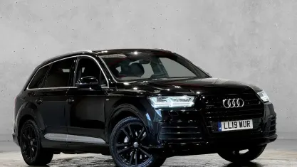 Used Audi Q7 S-Line 231 HP (169 kW) 2019 Black SUV
