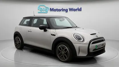 Used 2023 Mini Cooper Level 1 Hatchback | £12,800 (Good price)