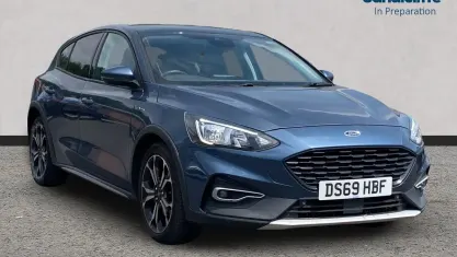 Used Ford Focus Active X 150 HP (110 kW) 2020 Blue Hatchback