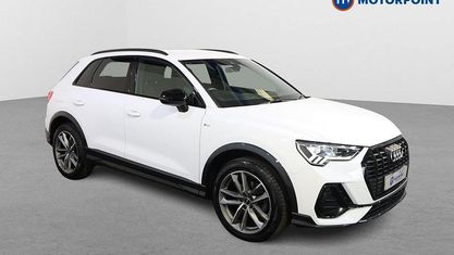 Używany Audi Q3 Black Edition 150 KM (110 kW) 2022 Biały SUV