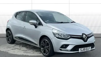 Usado Renault Clio IV Iconic 76 HP (55 kW) 2019 Prateado Citadino