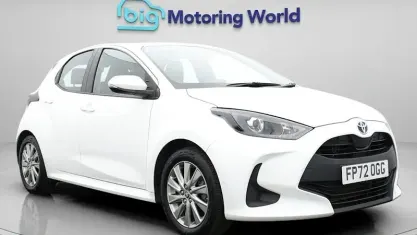 Used Toyota Yaris 116 HP (85 kW) 2022 White Hatchback