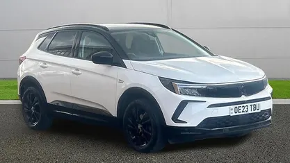 Used Vauxhall Grandland X 131 HP (96 kW) 2023 White SUV