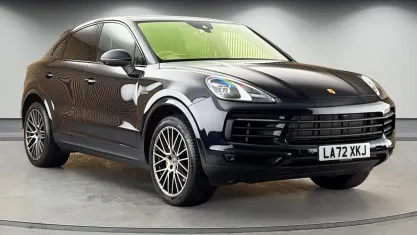 Used Porsche Cayenne Platinum Edition 462 HP (339 kW) 2022 Black SUV